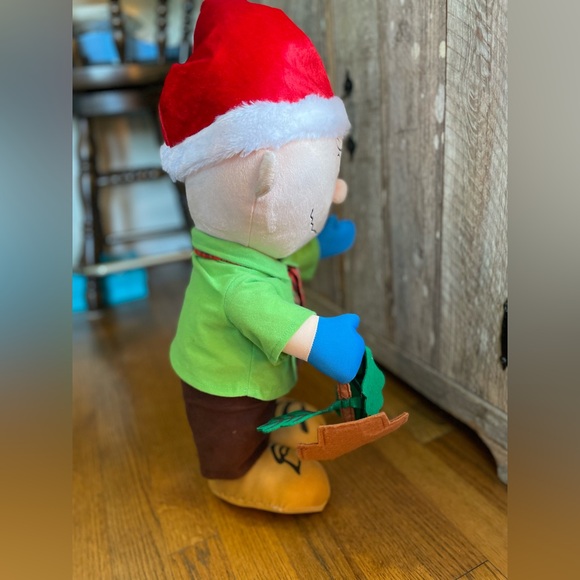 Charlie Brown Christmas Decoration - Picture 5 of 8